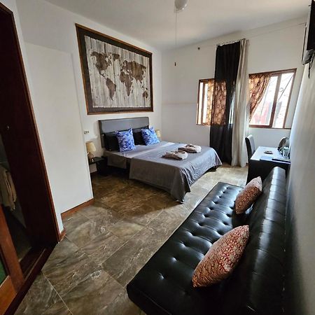Blue Eagle Guesthouse - Casa De Hospedes Santa Maria Dış mekan fotoğraf
