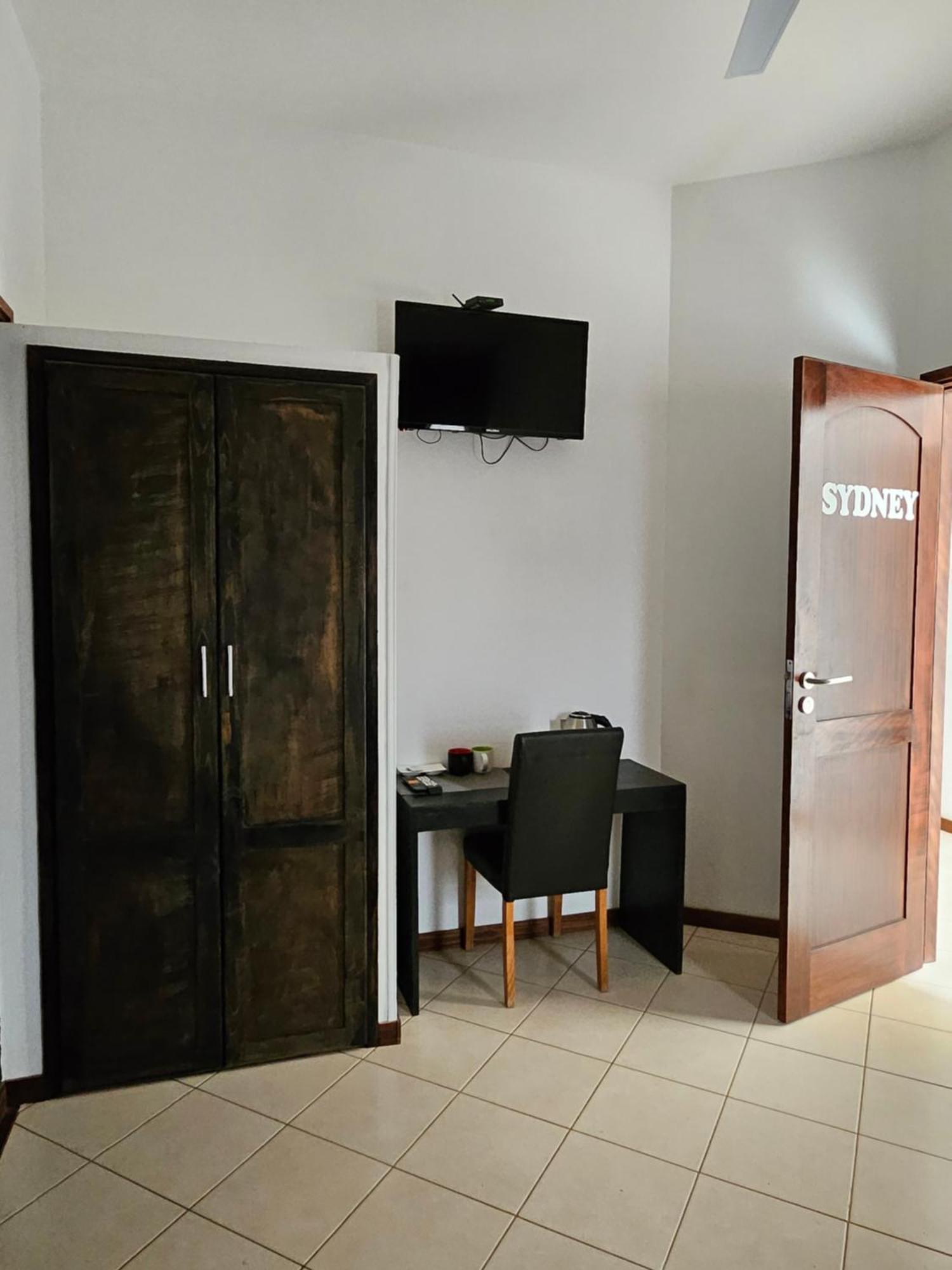 Blue Eagle Guesthouse - Casa De Hospedes Santa Maria Dış mekan fotoğraf